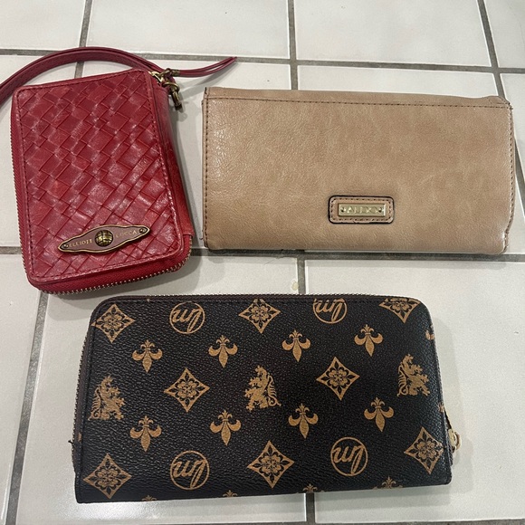 Elegant Women's Wallet Collection 3 wallets - Picture 1 of 8